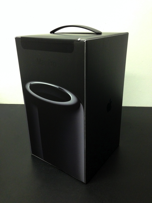 Mac-Pro-2013-Hands-on-02.png