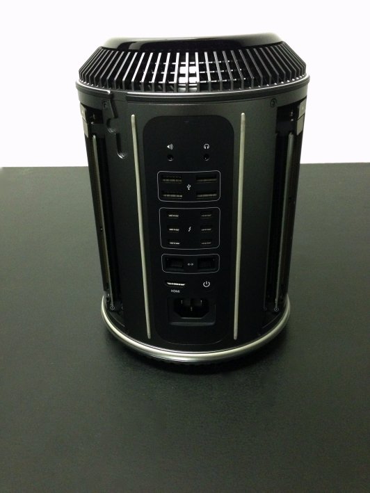 Mac-Pro-2013-Hands-on-14.png